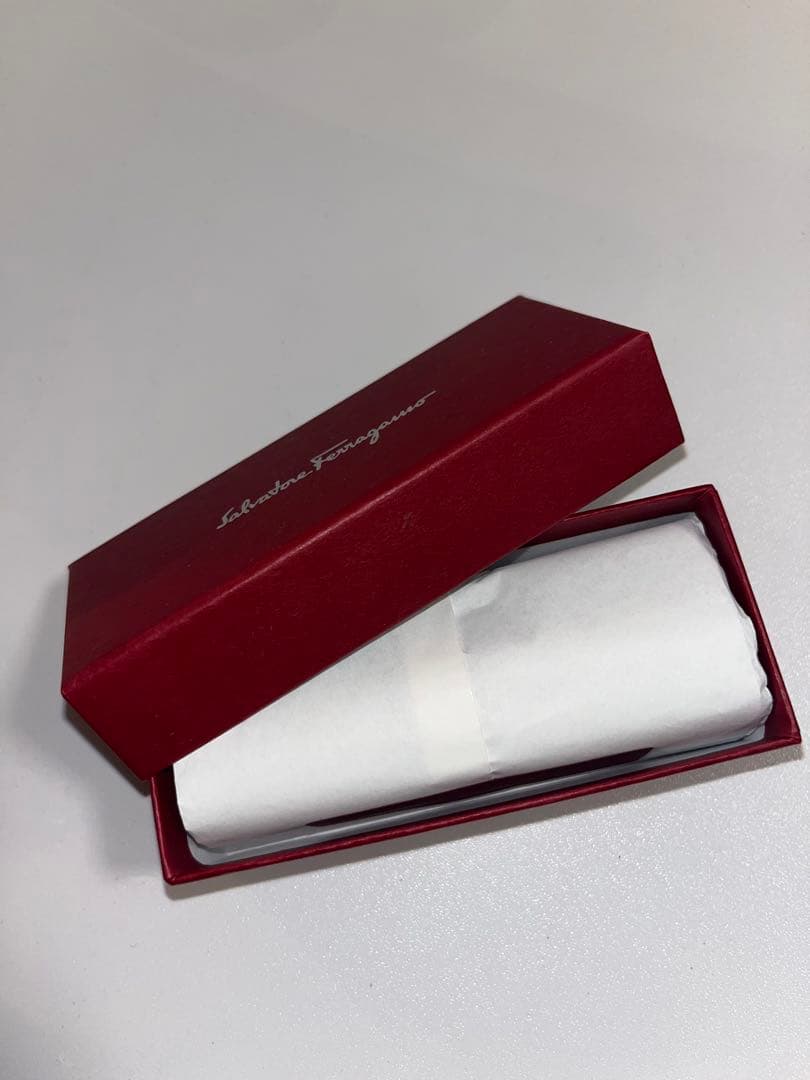 Salvatore Ferragamo ブルー レザー バレッタ