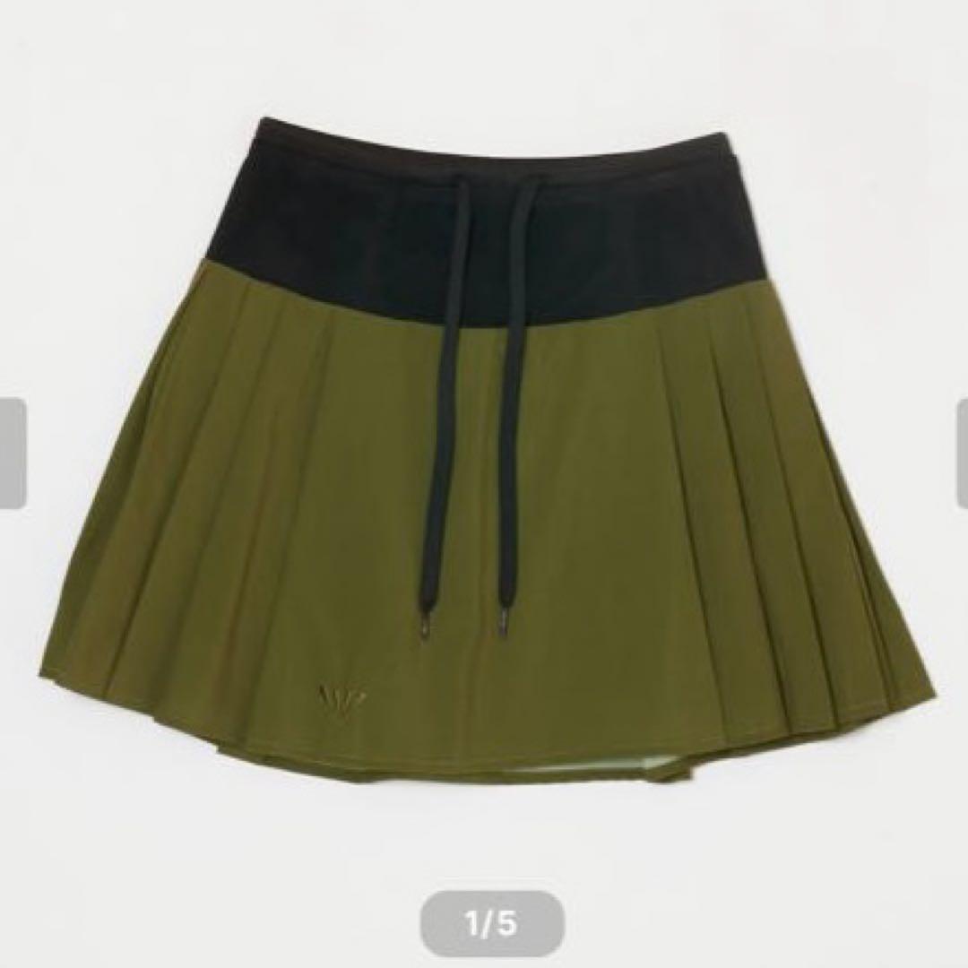 【JINGER】ランニングプリーツスカート　カーキ　Mサイズ