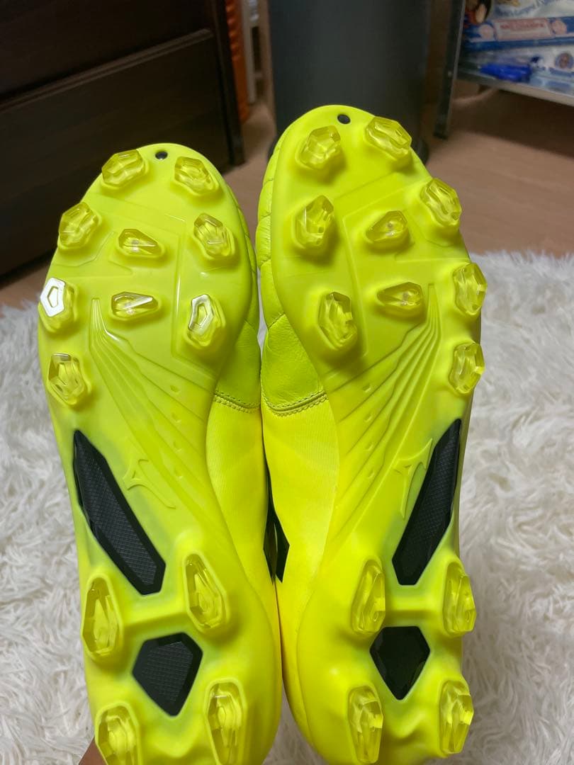 Mizuno THE BASARA japanサッカーシューズ 蛍光イエロー