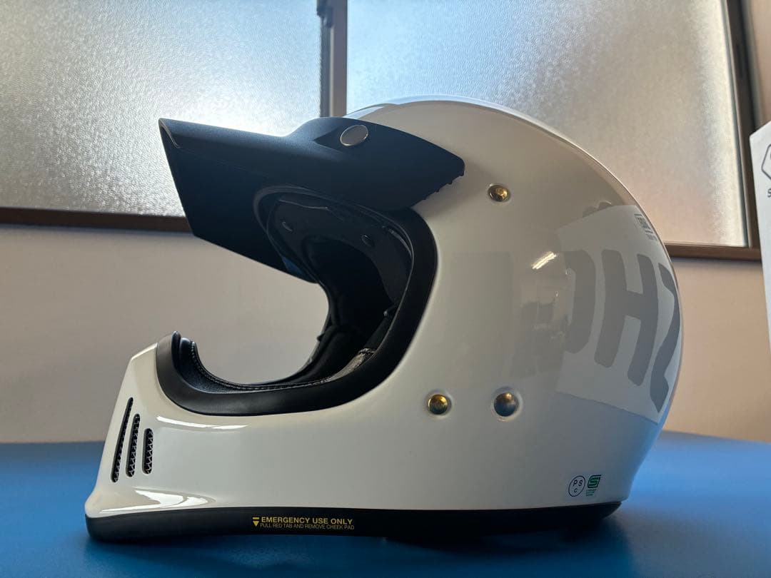 SHOEI EX-ZEROフルフェイスヘルメット ホワイト バイザー付き