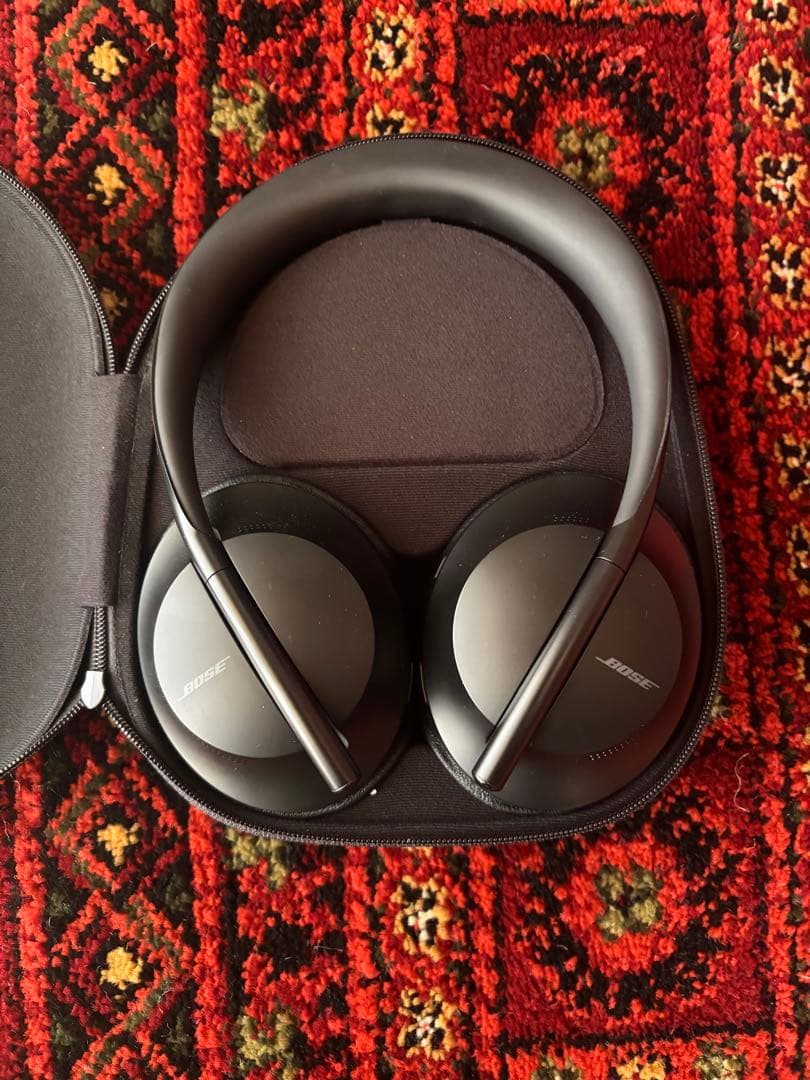 ヘッドホン Bose NOISE CANSELLING HEADPHONES 700