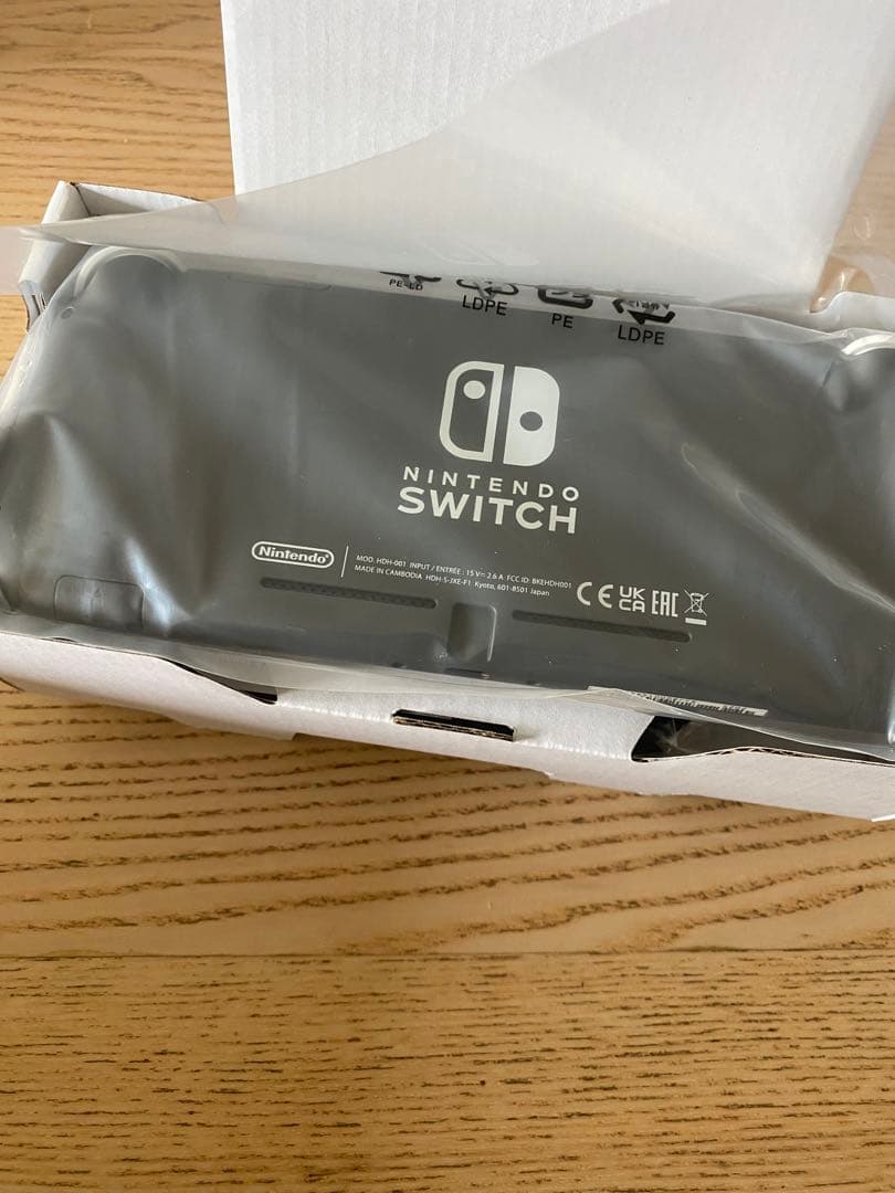 Nintendo switch liteグレー本体
