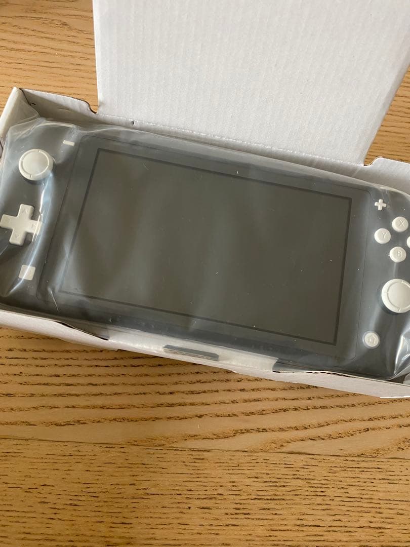 Nintendo switch liteグレー本体