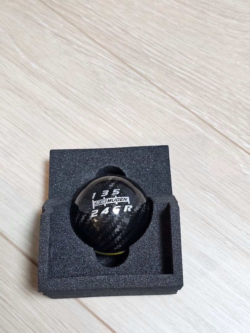 ホンダN-ONE RS MT 　フロワーマット　シフトブーツ　シフトノブ