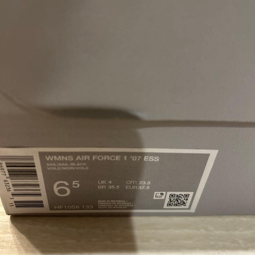 Nike Air Force 1 ホワイト23.5 ウィメンズ 新品 ESS