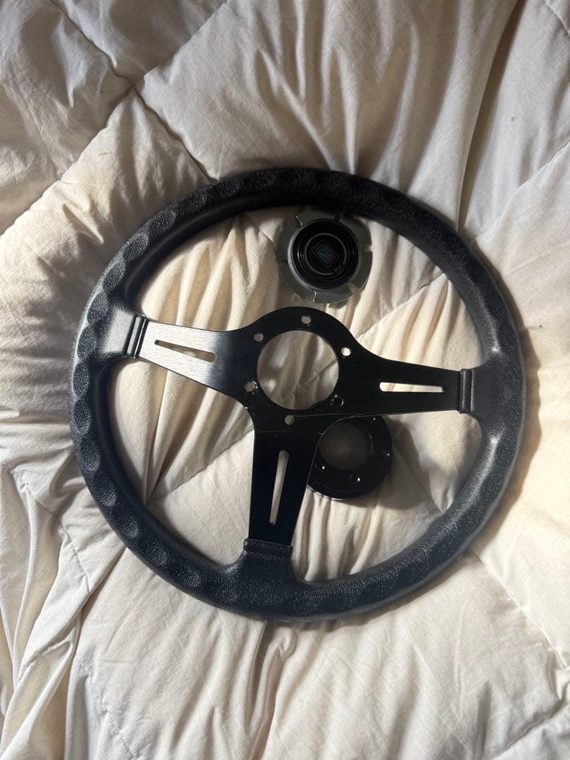 NARDI風 ステアリングホイール 3スポーク ブラック ホーン付き