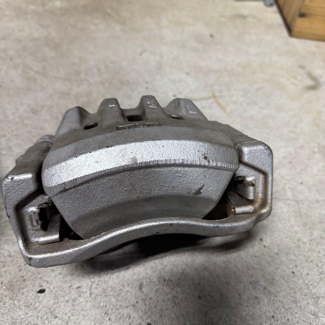 JZS171 アスリートV フロントキャリパー、ローター、パッドセット　ジャンク