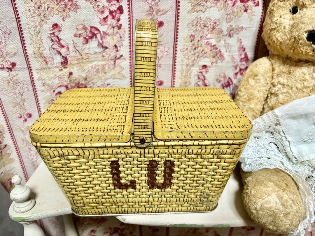 LUビスケット バスケット パニエ 缶 フランスアンティーク　ヴィンテージ