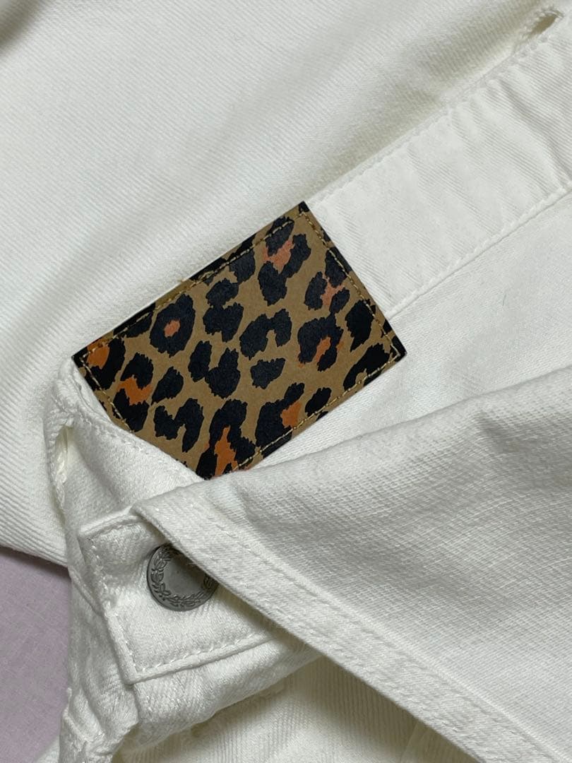 ウィムガゼット　カツラギオールインワン　白