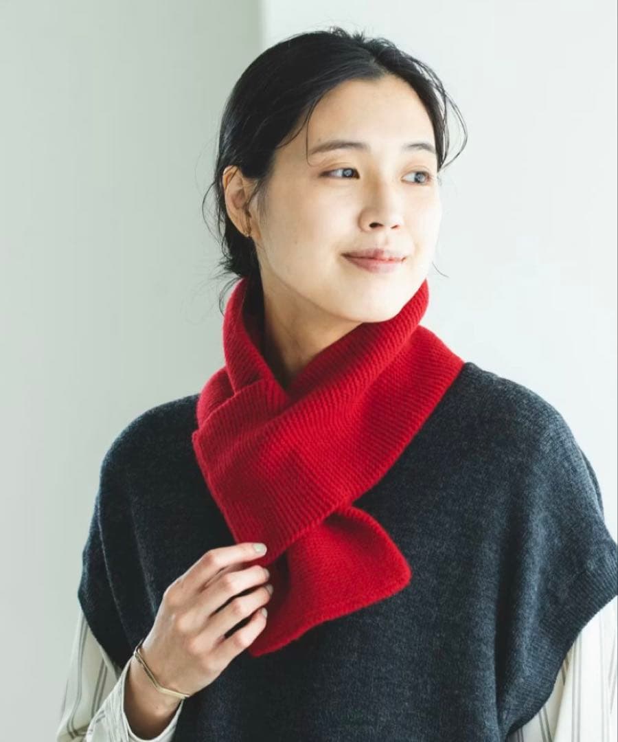 【新品未使用】nest Robe ネストローブ ウールミニマフラー　レッド