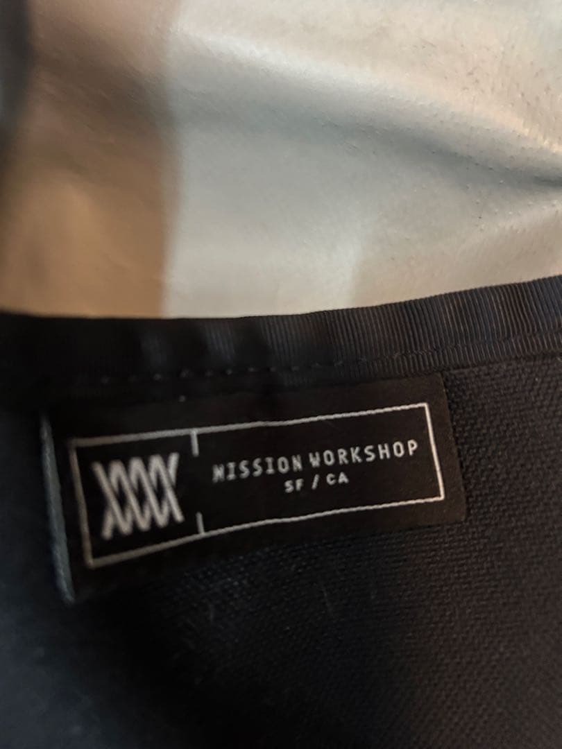 MISSION WORKSHOP ブラックメッセンジャーバッグ