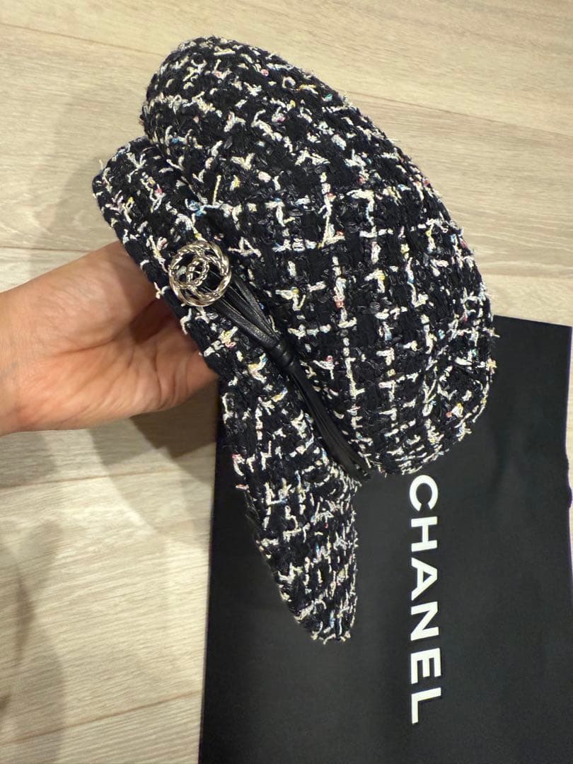 CHANEL ツィード　キャスケット