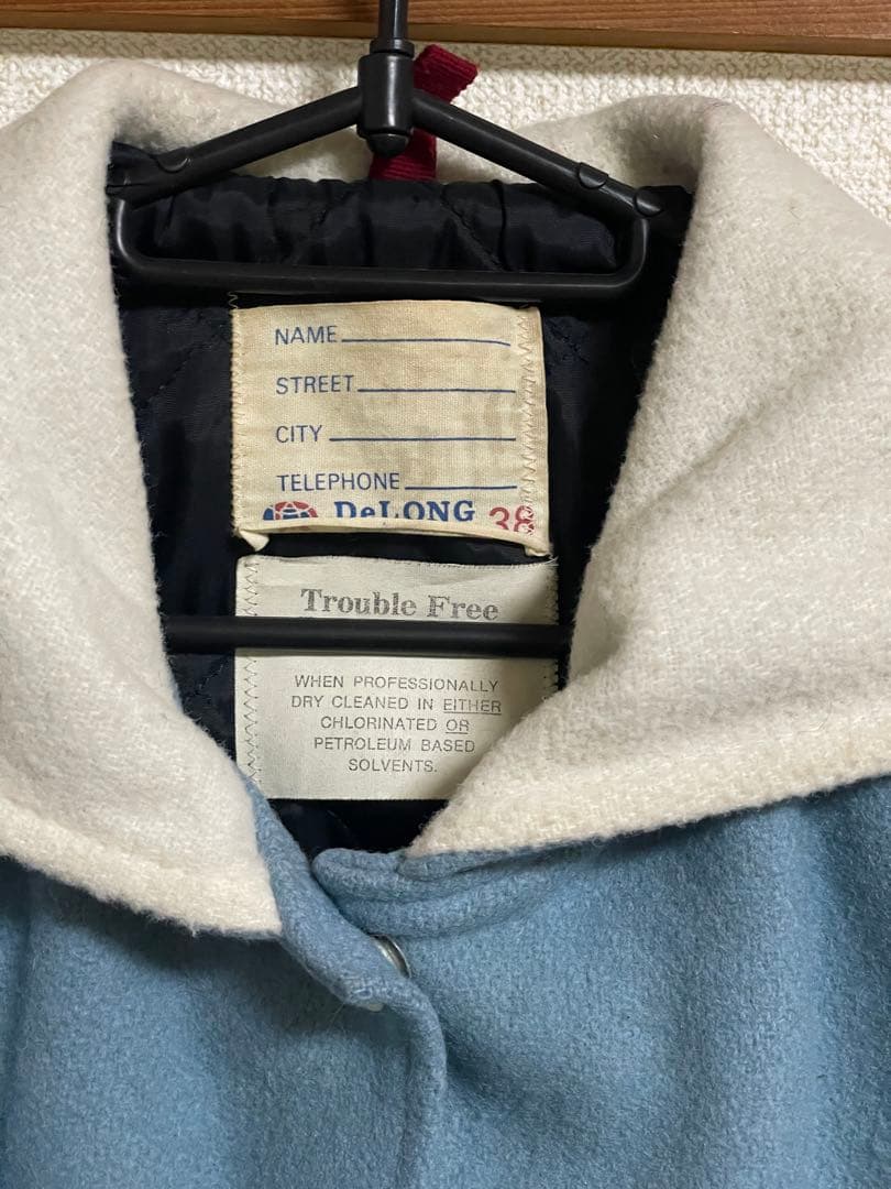 80s DeLONG 水色 HUSKIES 犬刺繍 セーラーカラー　スタジャン