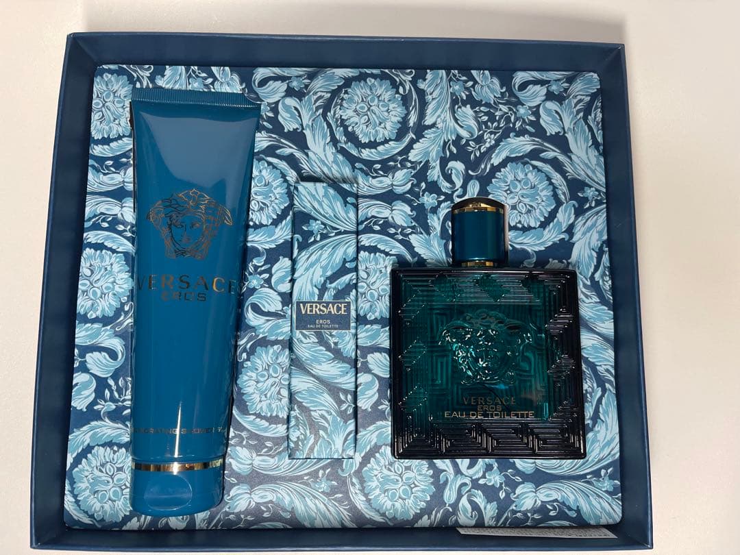 VERSACE エロス オードトワレ ギフトセット 100ml