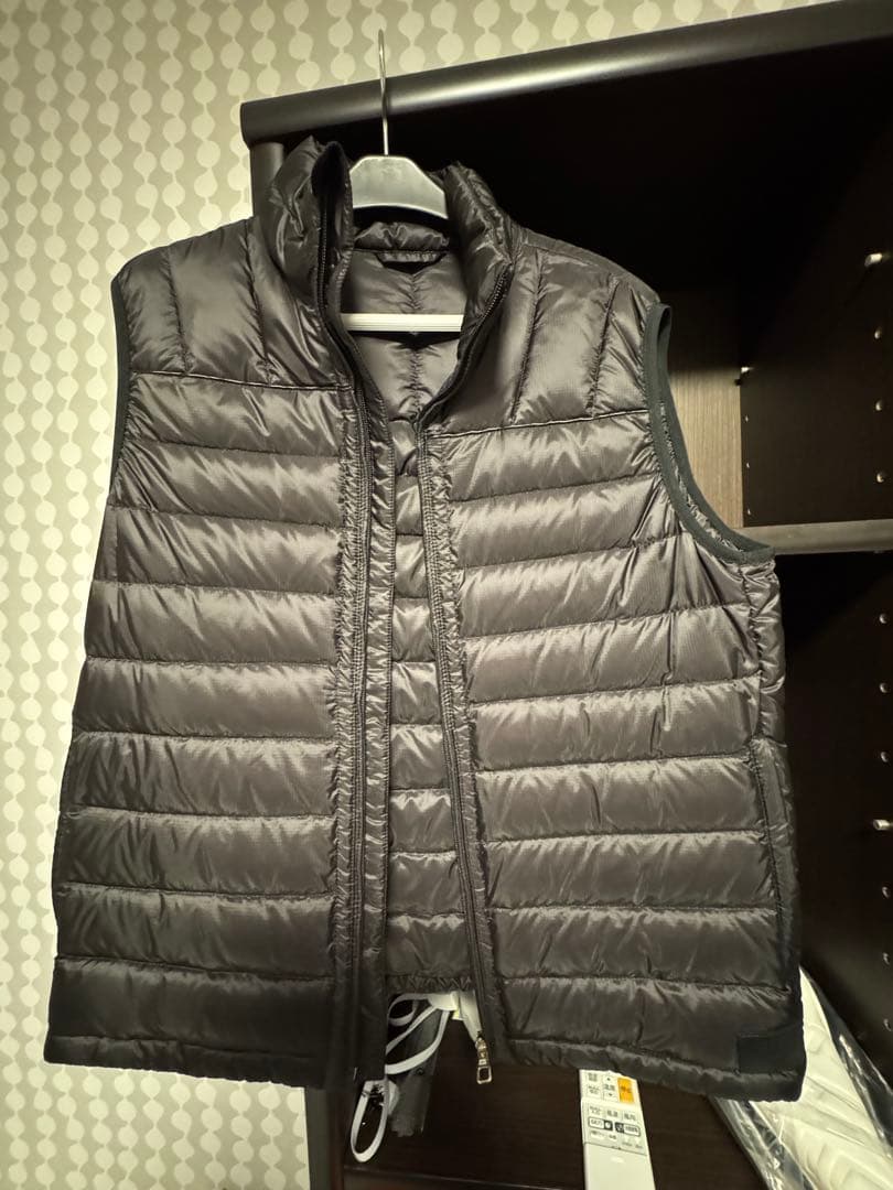 ハナ　ALFRED DUNHILL ブラックダウンベスト サイズM