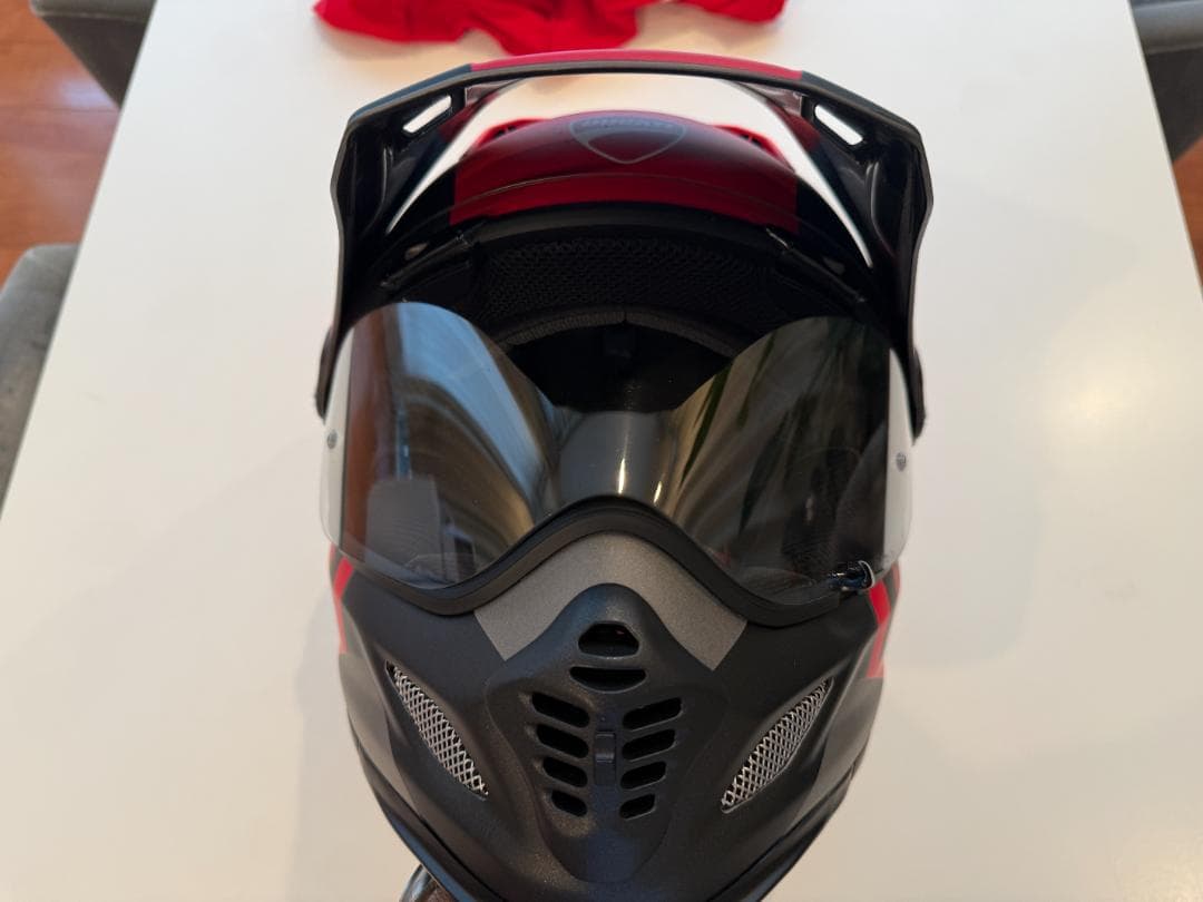 DUCATI(ドゥカティ-アライ)ヘルメット ツアー V4 ECE バイザー付き