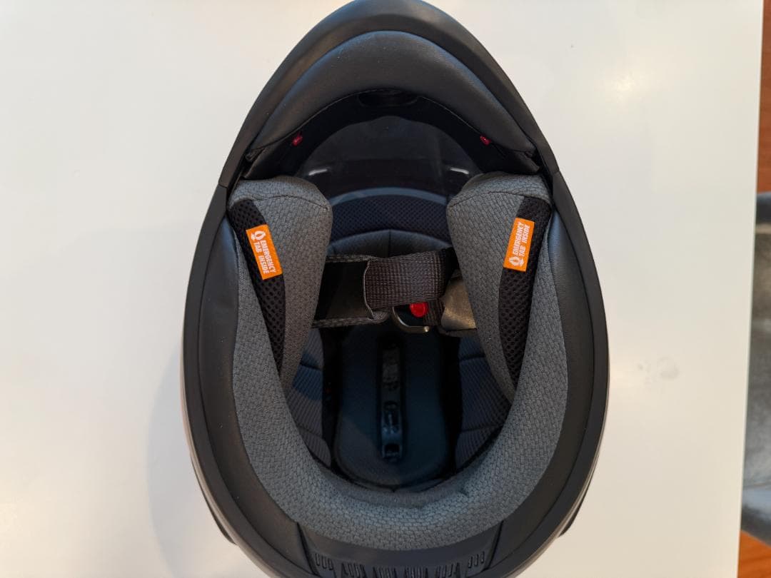 DUCATI(ドゥカティ-アライ)ヘルメット ツアー V4 ECE バイザー付き