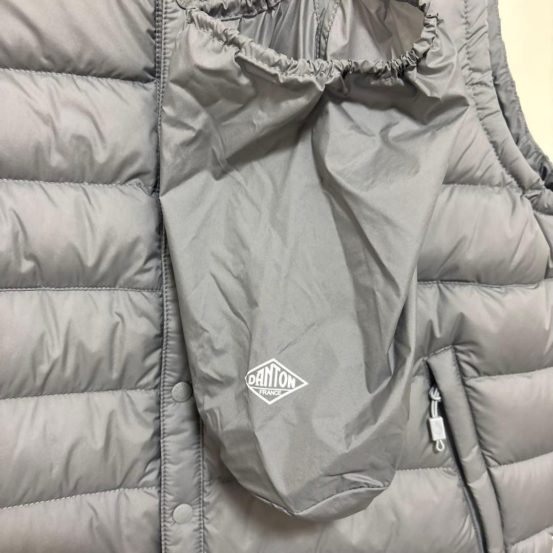 新品　DANTON グレー ダウンベスト