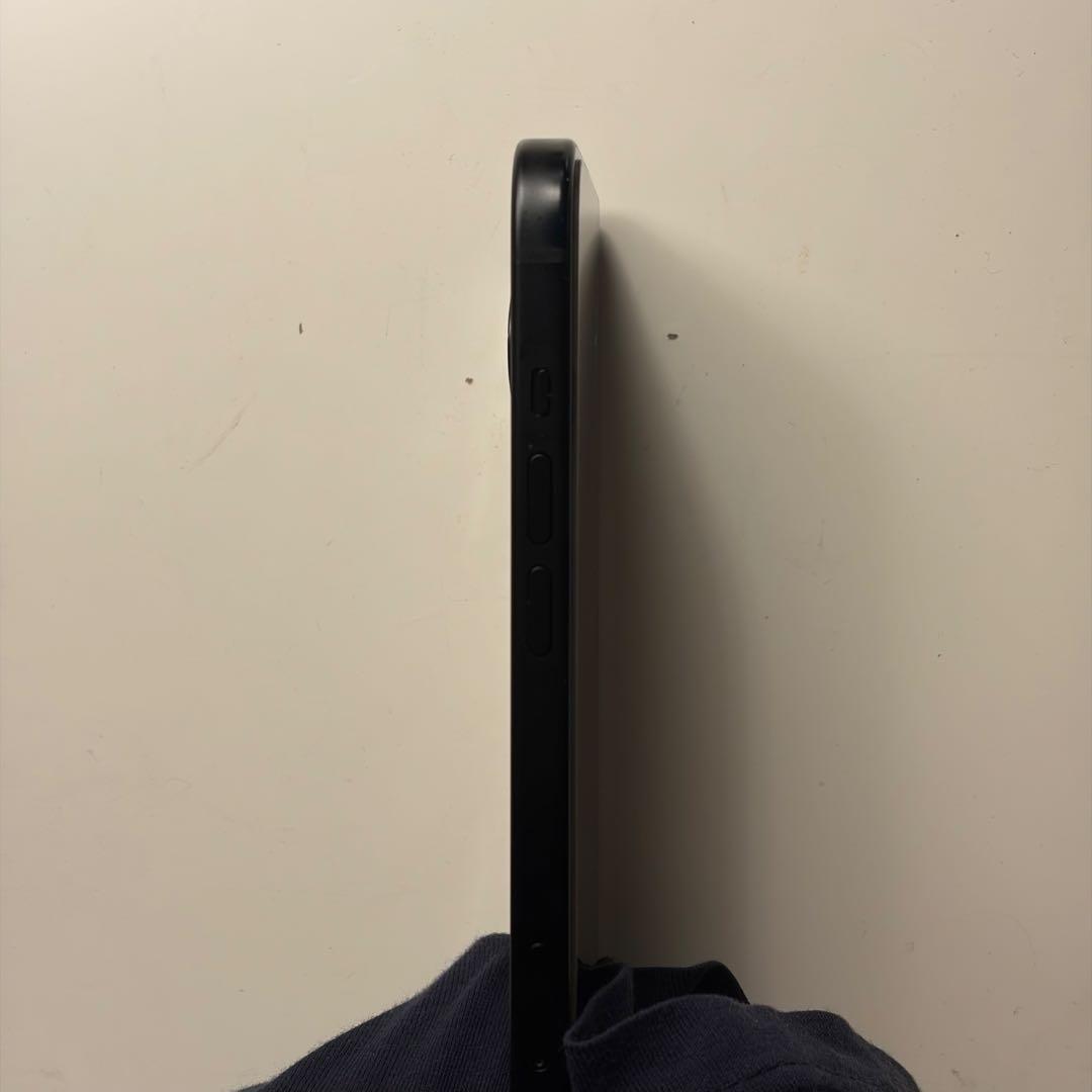 iPhone 15 ブラック 256GB SIMフリー