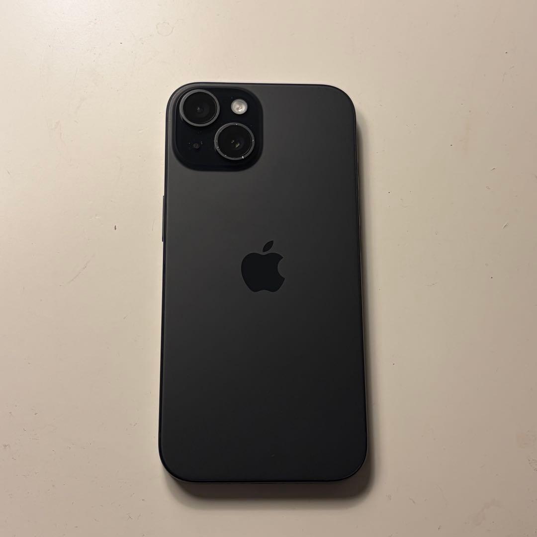 iPhone 15 ブラック 256GB SIMフリー