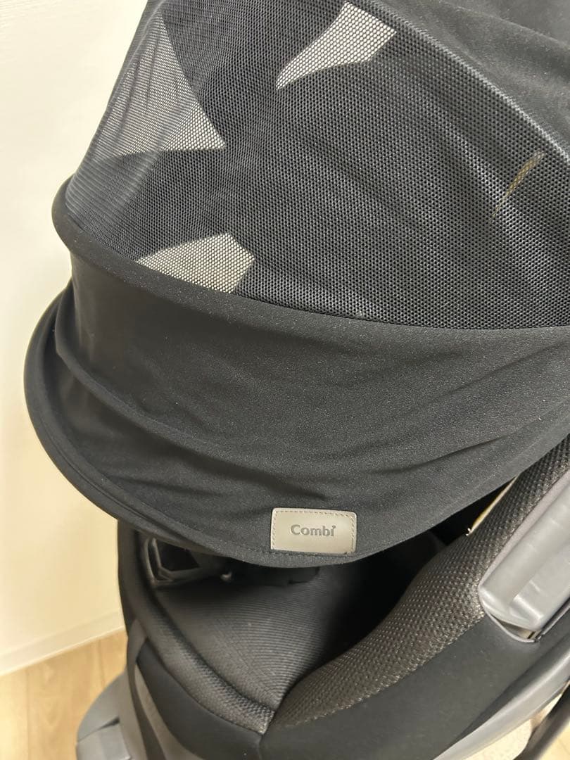 【付属品全てあり】Combi THE S ISOFHX チャイルドシート