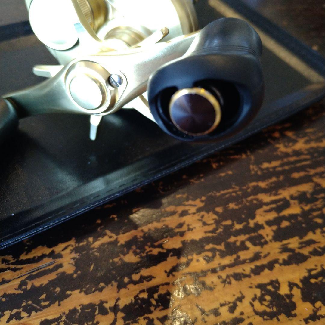 最終値下げ シマノ15カルカッタコンクエスト200HG ギア新品