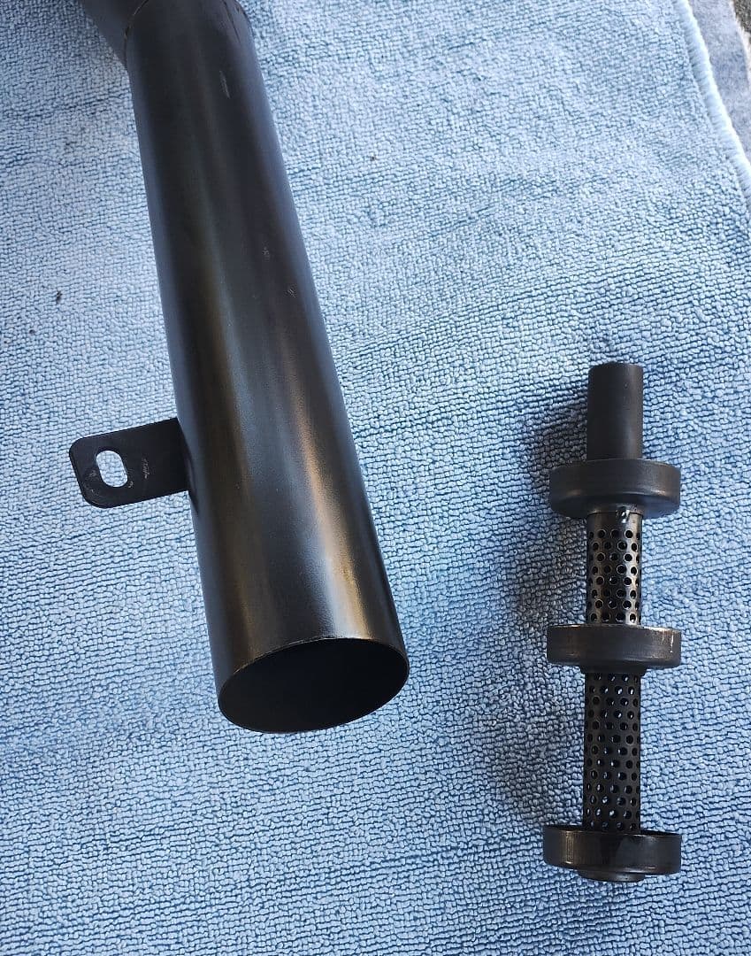 ま*み様 送料込み！【ゼファー1100】ショート管 ＆ インナーサイレンサー付き