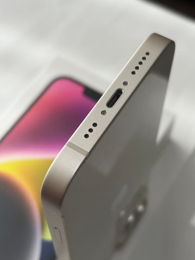 iPhone 14 256GB バッテリー容量100%