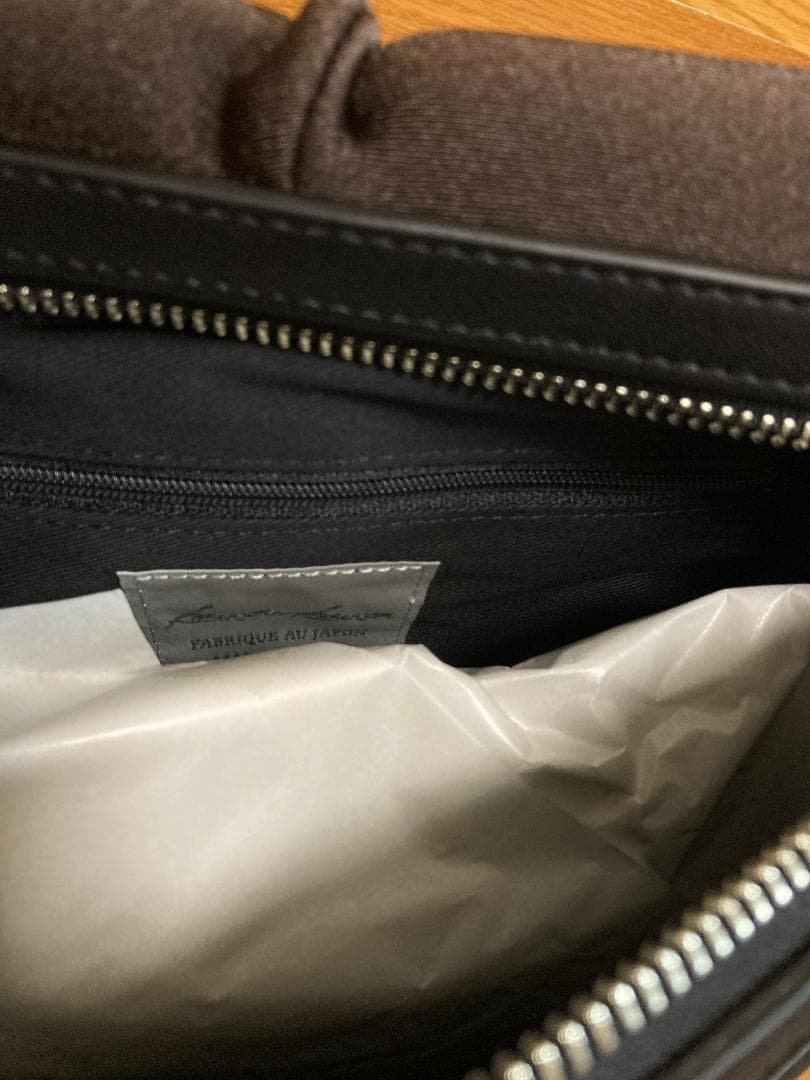 kawa-kawa WET ボディバッグ ★ カワカワ hatome Ｍサイズ