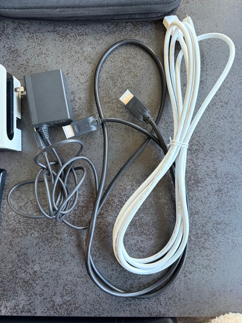 Nintendo Switch 1 （有機ELモデル）本体 ＋ケース・ケーブル付