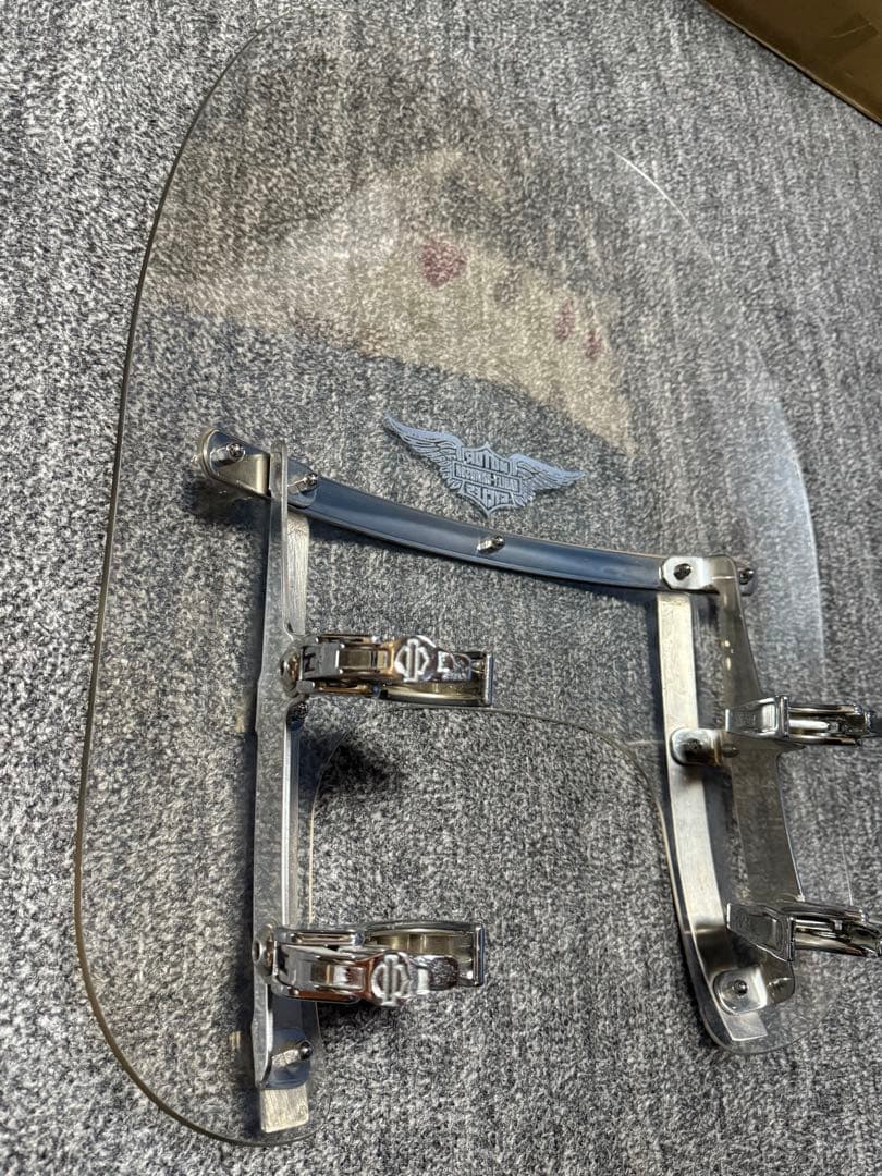 ハーレー ソフテイル ストリートボブ外し 純正 スクリーン クイックリリース付き