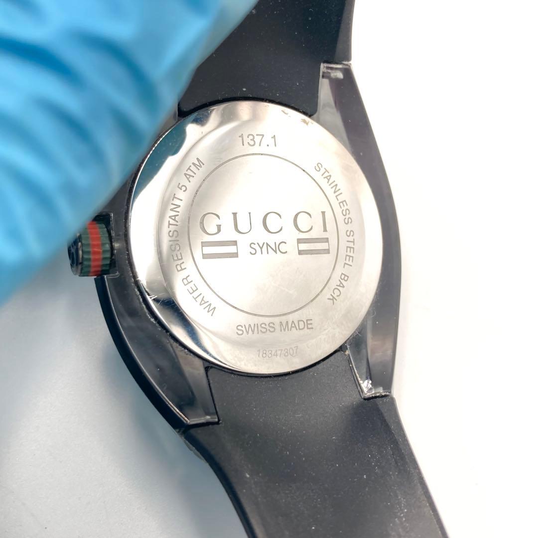 グッチ SYNC 腕時計 黒 メンズ シェリーライン