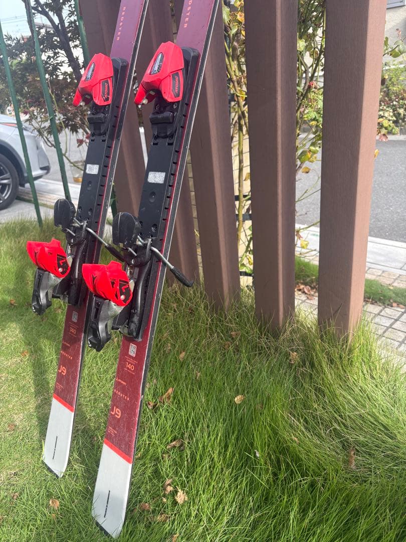 ATOMIC ジュニアスキー板 REDSTAR J9 RS 140cm 金具付