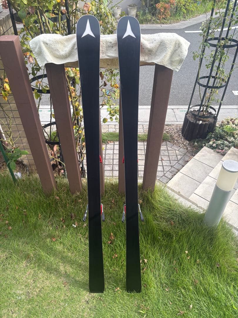 ATOMIC ジュニアスキー板 REDSTAR J9 RS 140cm 金具付