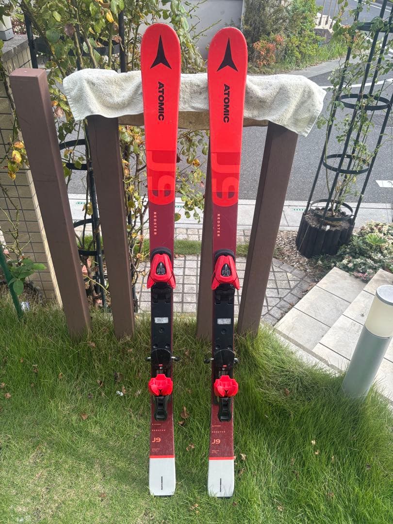 ATOMIC ジュニアスキー板 REDSTAR J9 RS 140cm 金具付