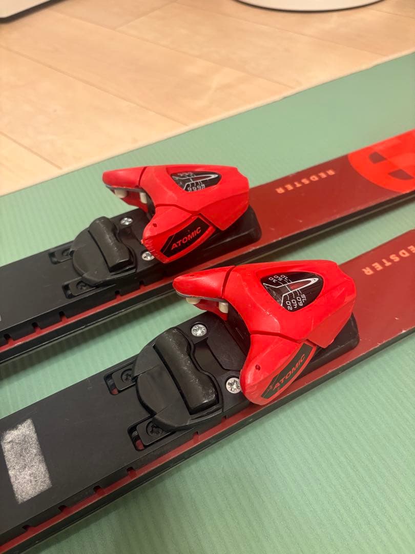 ATOMIC ジュニアスキー板 REDSTAR J9 RS 140cm 金具付