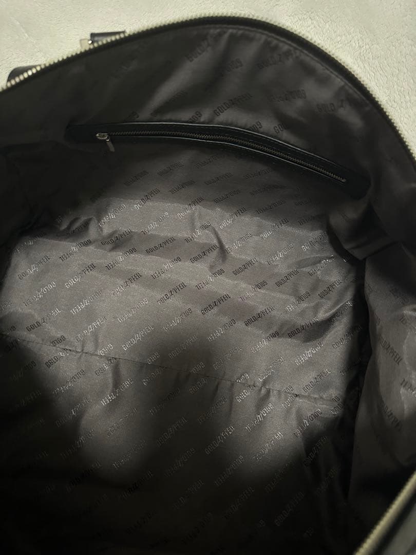 限定MercedesBenz メルセデスベンツ　ブラック　牛革 ボストンバッグ