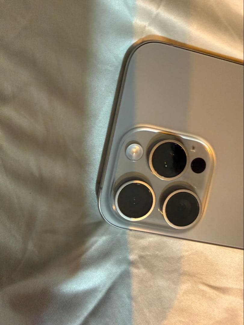 パ*ピ様 iPhone15pro MAX256GB