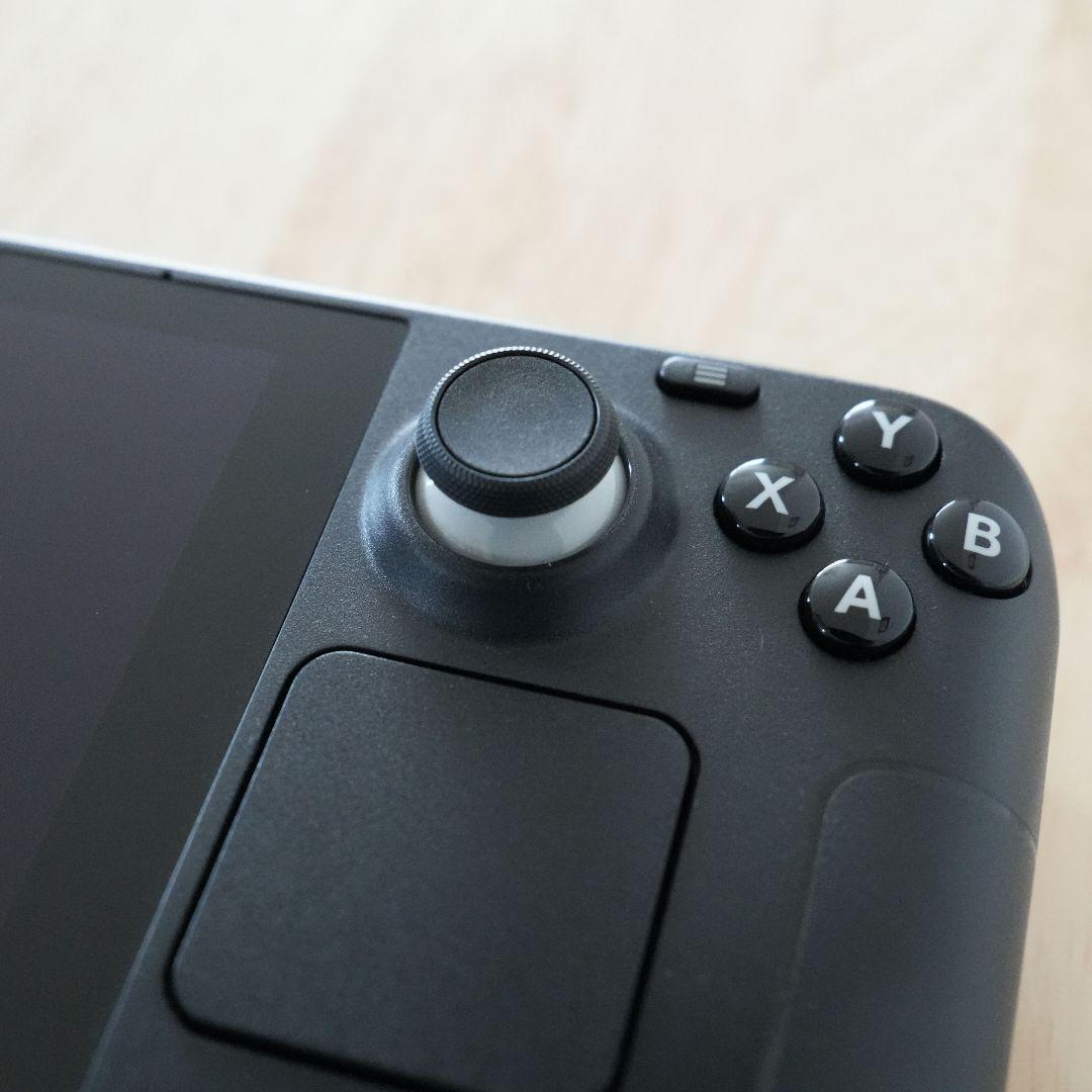 SteamDeck 256GB LCD（Docking Station付き）