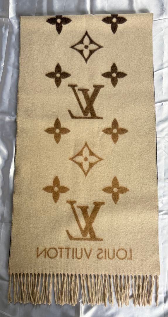 極美品 Louis Vuitton マフラー レイキャビック グラディエント