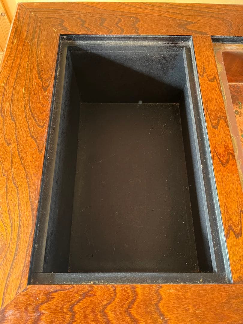 【愛知県、岐阜県　直接手渡し歓迎】火鉢　囲炉裏　関西火鉢