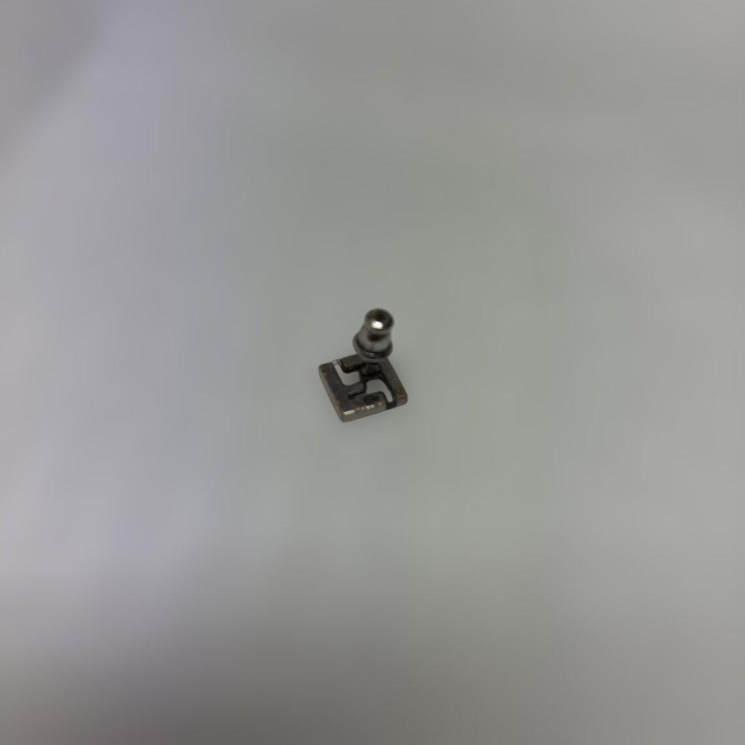 【える】FENDI 片耳ピアス シルバー FFロゴ