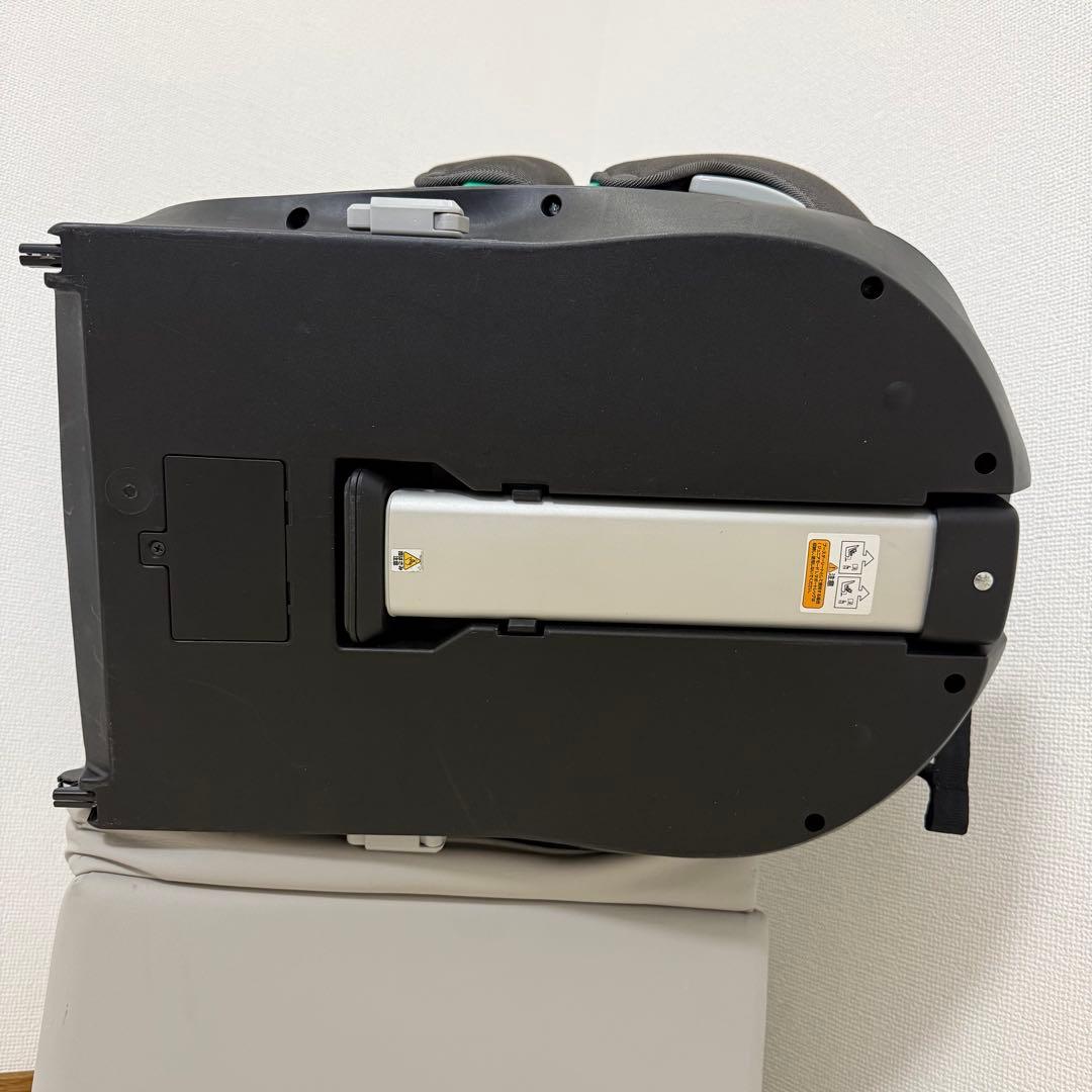 【極美品】Combiクルムーヴロング R129 ブラック チャイルドシート