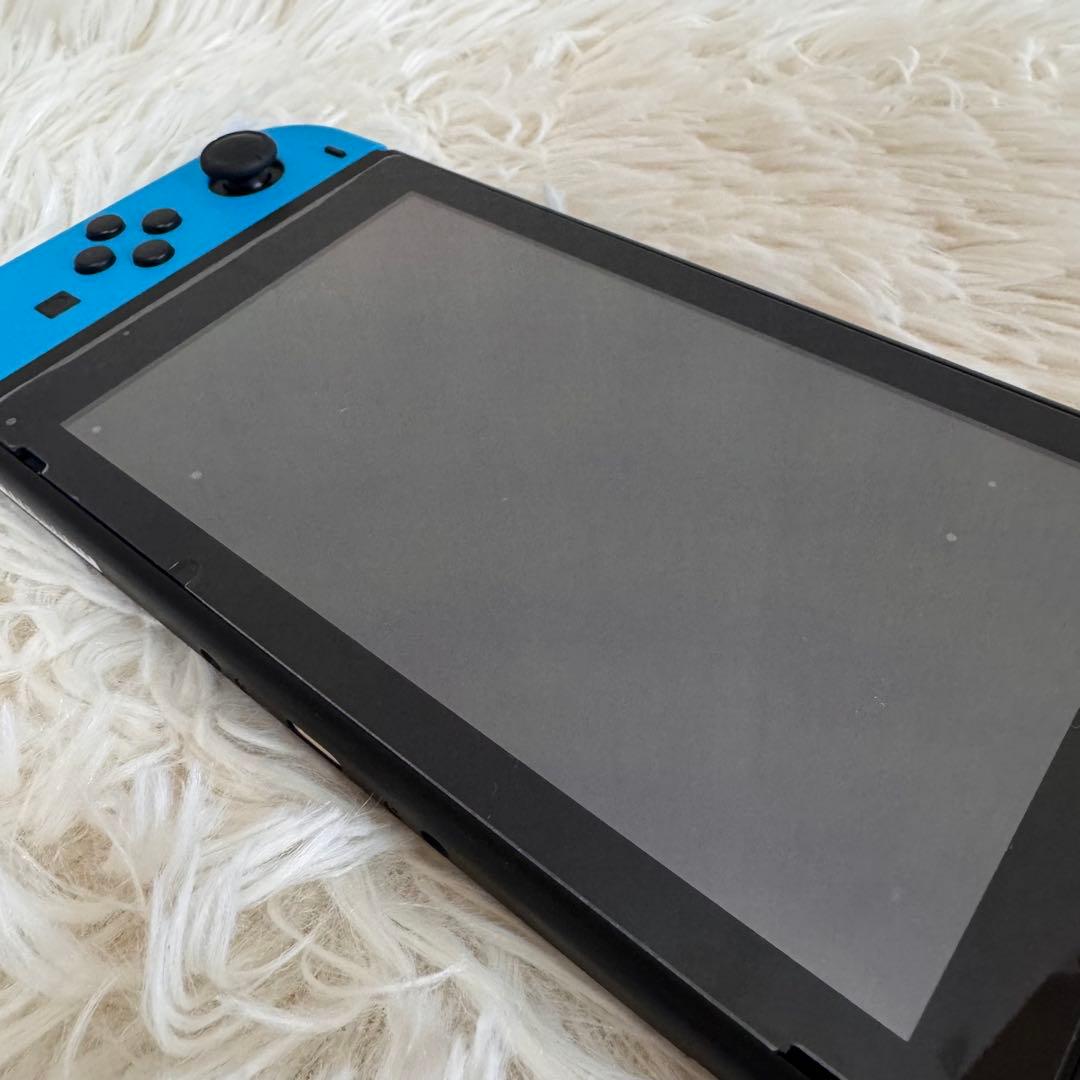 marin様⭐︎Nintendo Switch JOY-CON ブルー/レッド