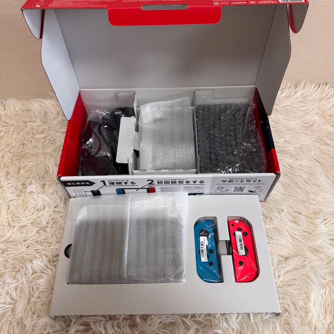 marin様⭐︎Nintendo Switch JOY-CON ブルー/レッド