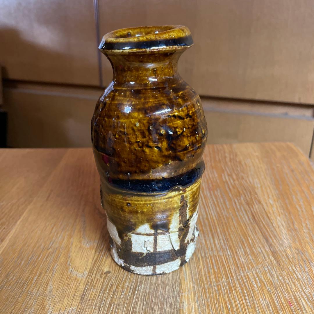 中島勝乃利　飴釉織部徳利　箱なし