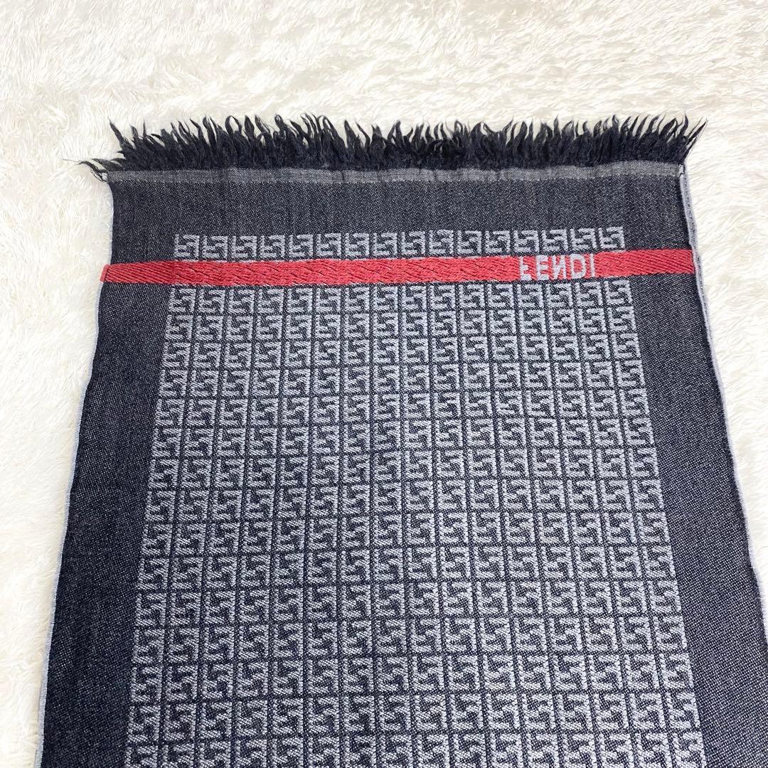 FENDI ズッカ柄　マフラー　ストール　ウール　グレー　ブランドロゴ　総柄