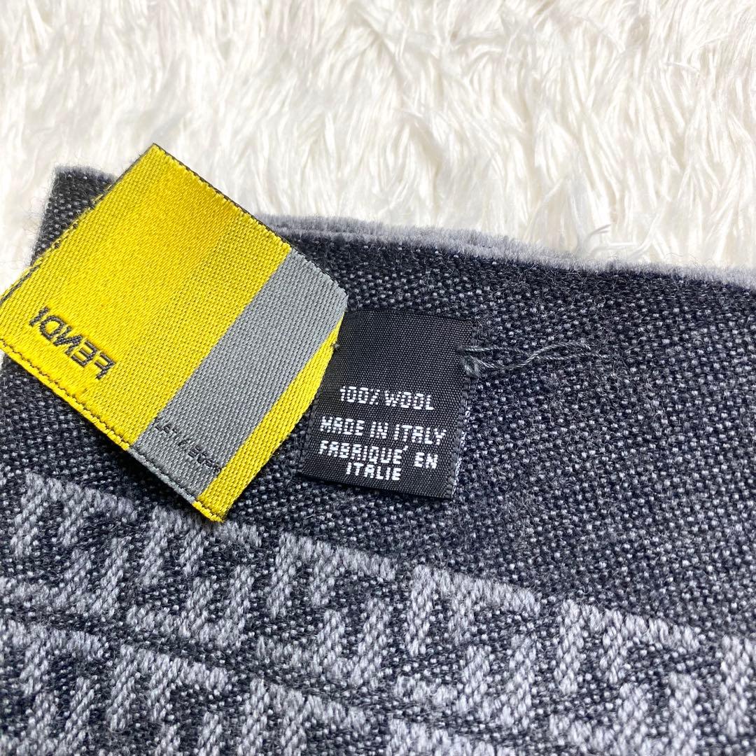 FENDI ズッカ柄　マフラー　ストール　ウール　グレー　ブランドロゴ　総柄