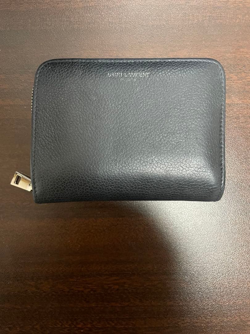 サンローラン　 二つ折り財布　ウォレット　メンズ　ウィメンズ レザー 黒