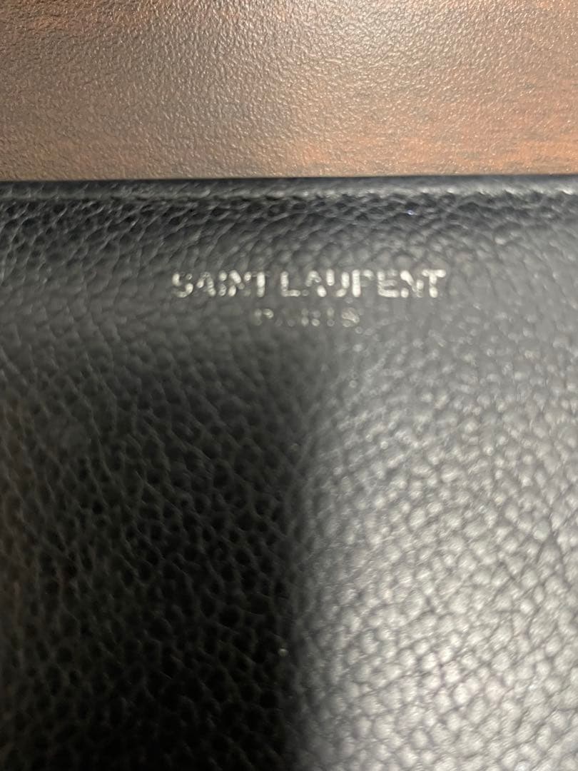 サンローラン　 二つ折り財布　ウォレット　メンズ　ウィメンズ レザー 黒